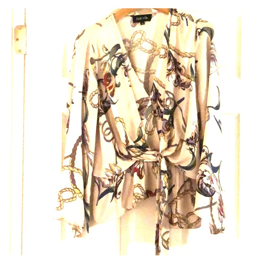 fab’rik bell sleeve top